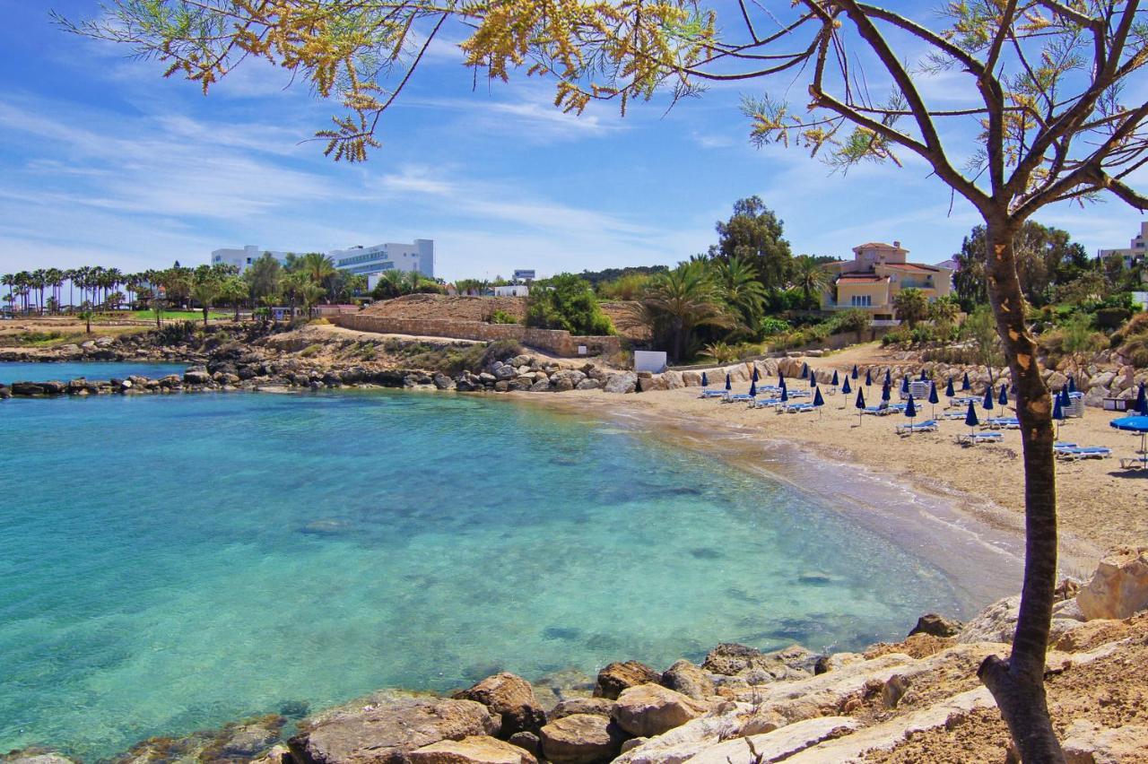 Meryl - Coralli Beachfront Apartment Protaras Exteriör bild